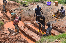 DR Kongo: Schutz der Minen-Kinder 